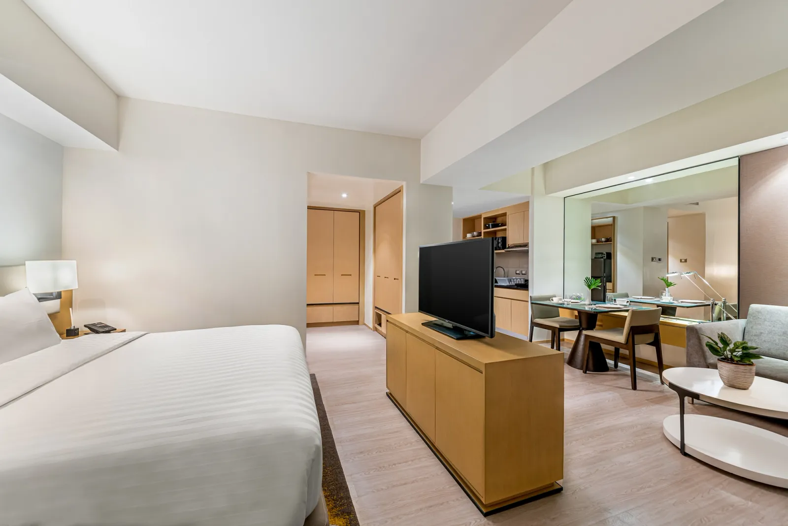 Studio Room with kitchenette and washer-dryer: the apartment-style option for a family